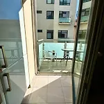 Princess Main Square Apartment *